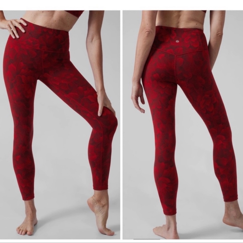 Athleta Red Textured Workout leggings size XS